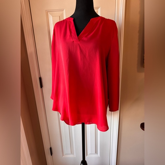 Chaus Tops - Chaus New York Vibrant Tulip Red V-Neck Three Quarter Sleeve Blouse